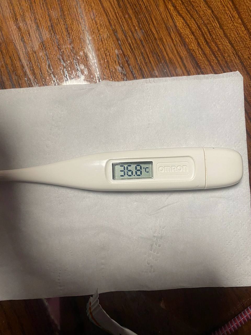 8度,相差算不算多呢,我要以哪个为准,这个温度要比我平时的正常体温高