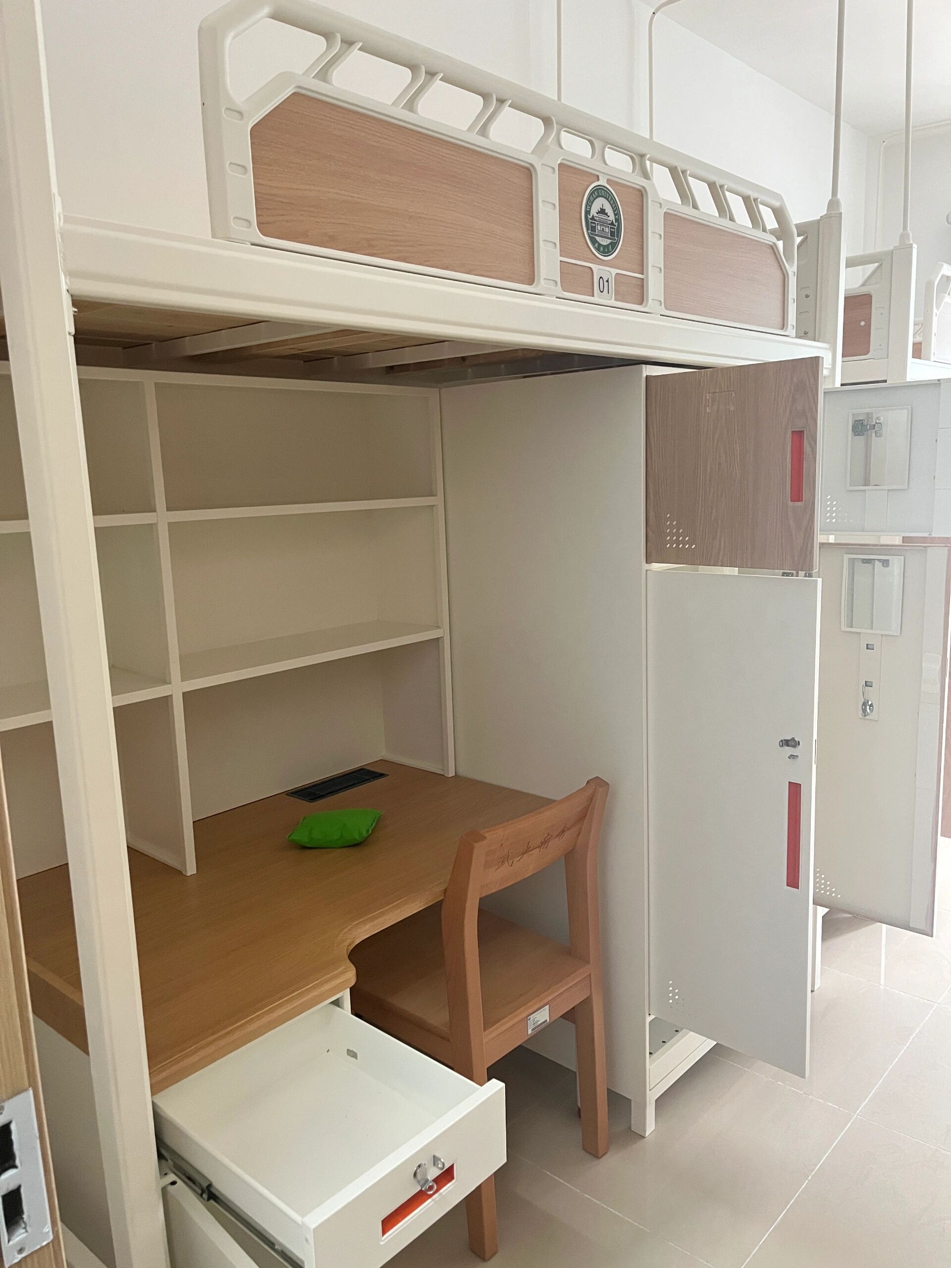 武大医学部豪华宿舍