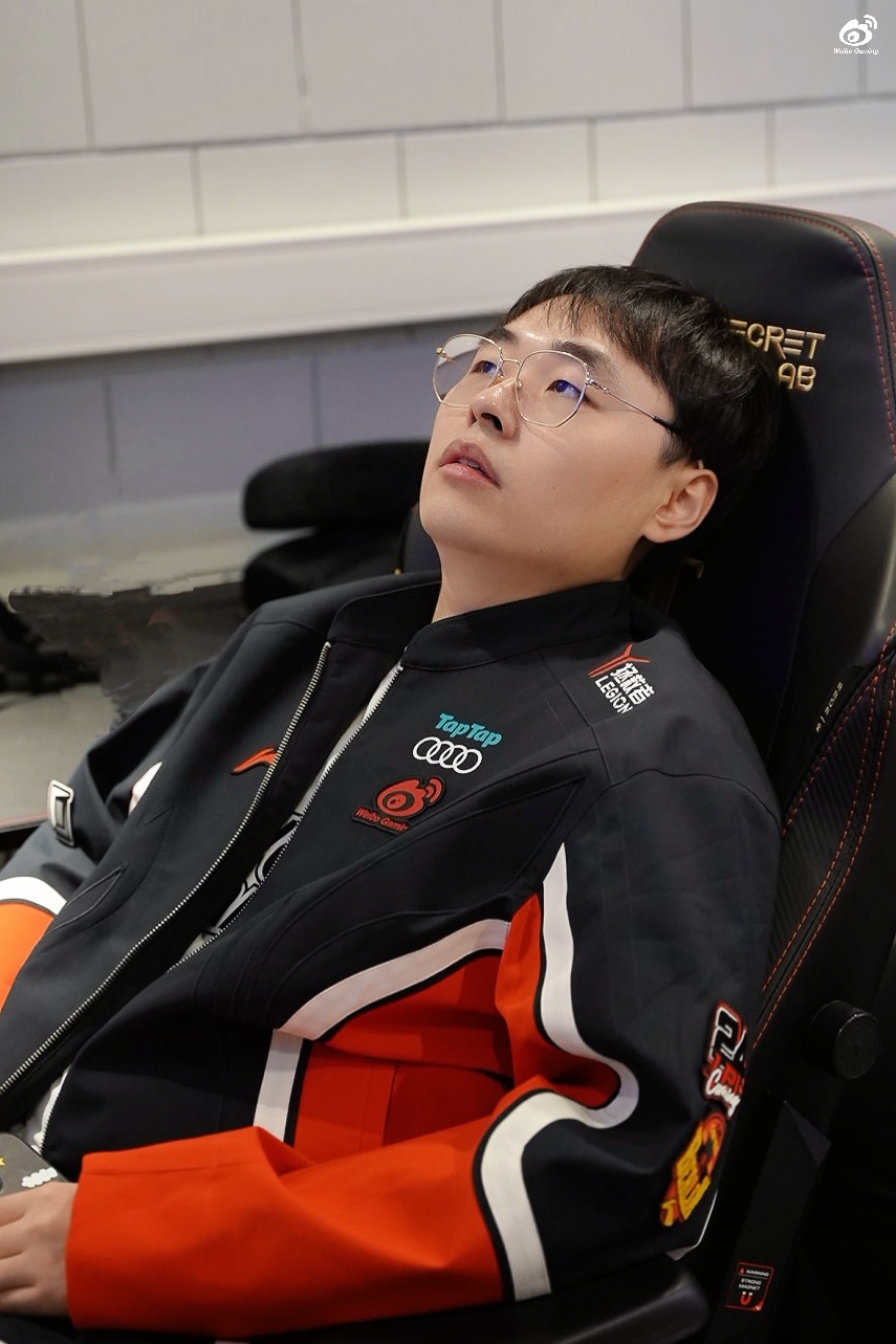 目及世界,勇进锐行为wbg出征s14充电助威