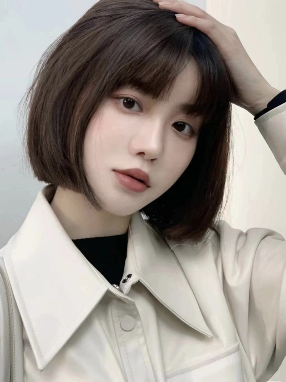 鲍勃头短发发型图片 鲍勃头,一种经典而又充满个性的短发发型,无论你