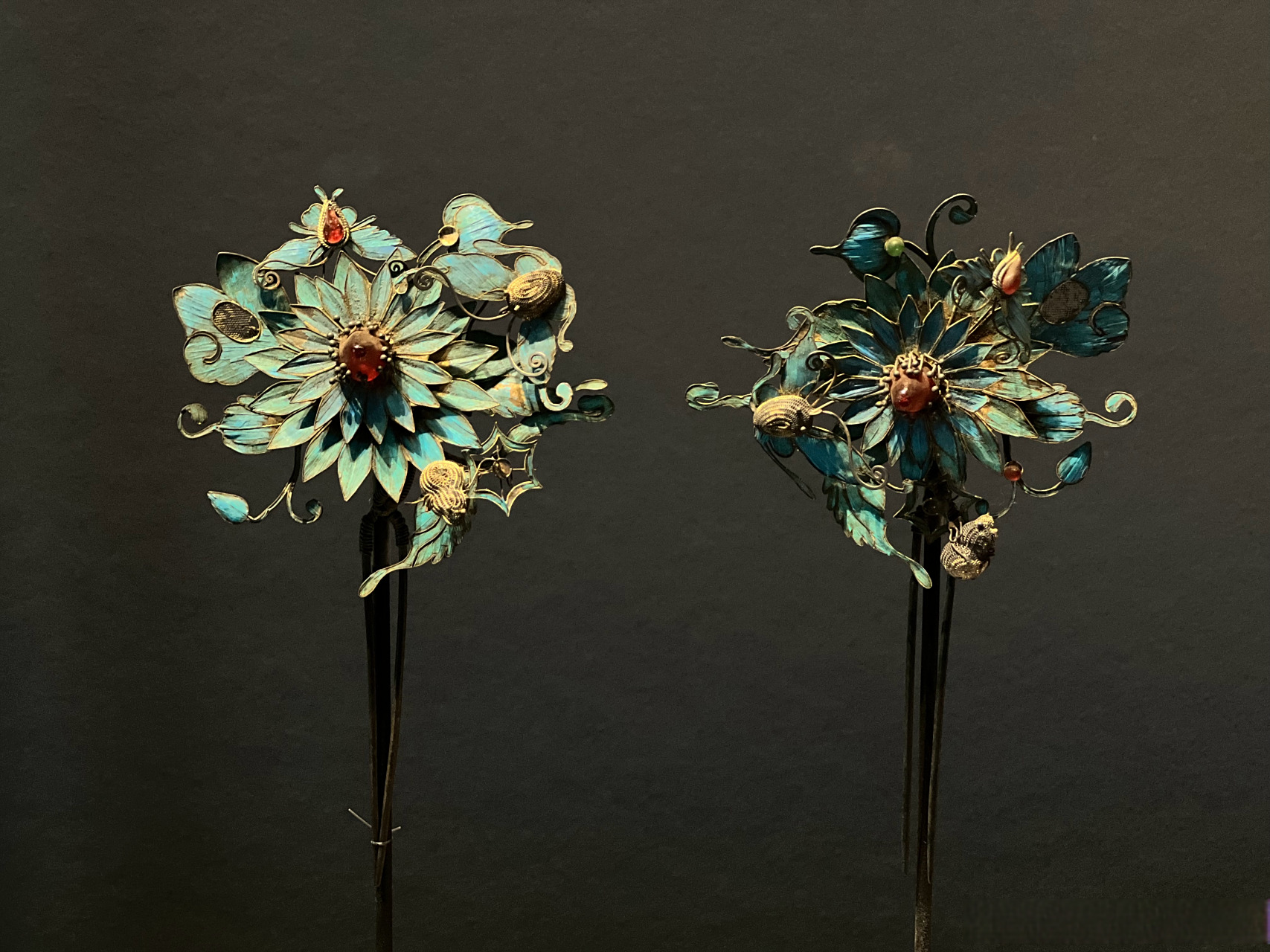 一些漂亮的古代女子头饰.