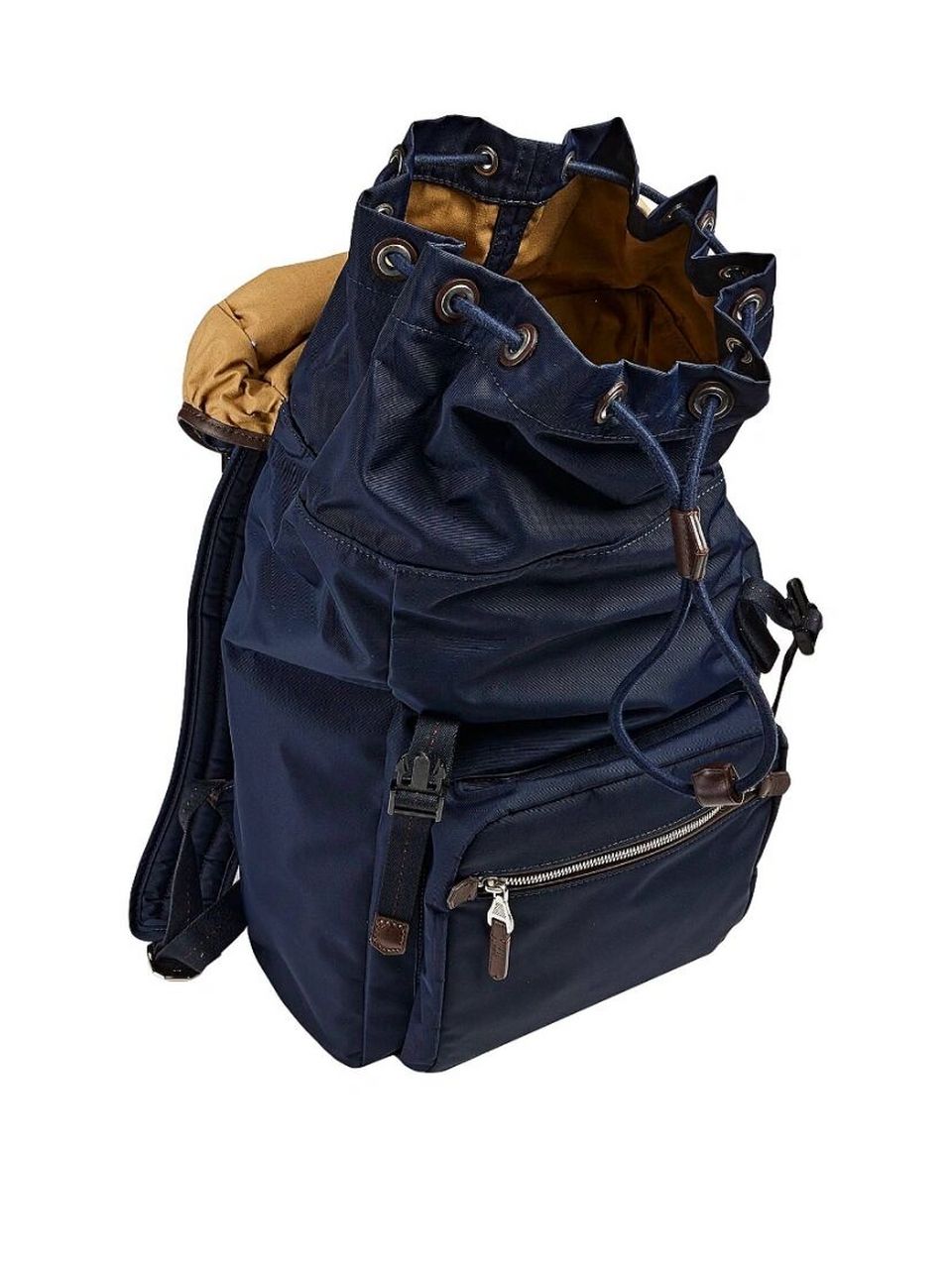 种草 | 登喜路通勤大容量背包 登喜路作为英国鼎级男装奢侈品品牌,它