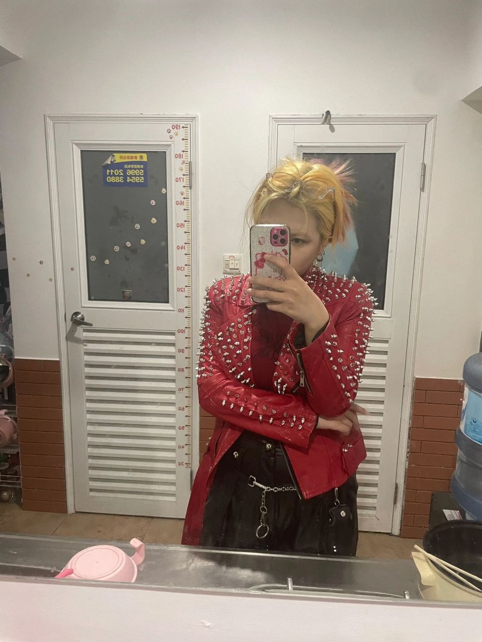 朋克摇滚长发男 今天特别帅