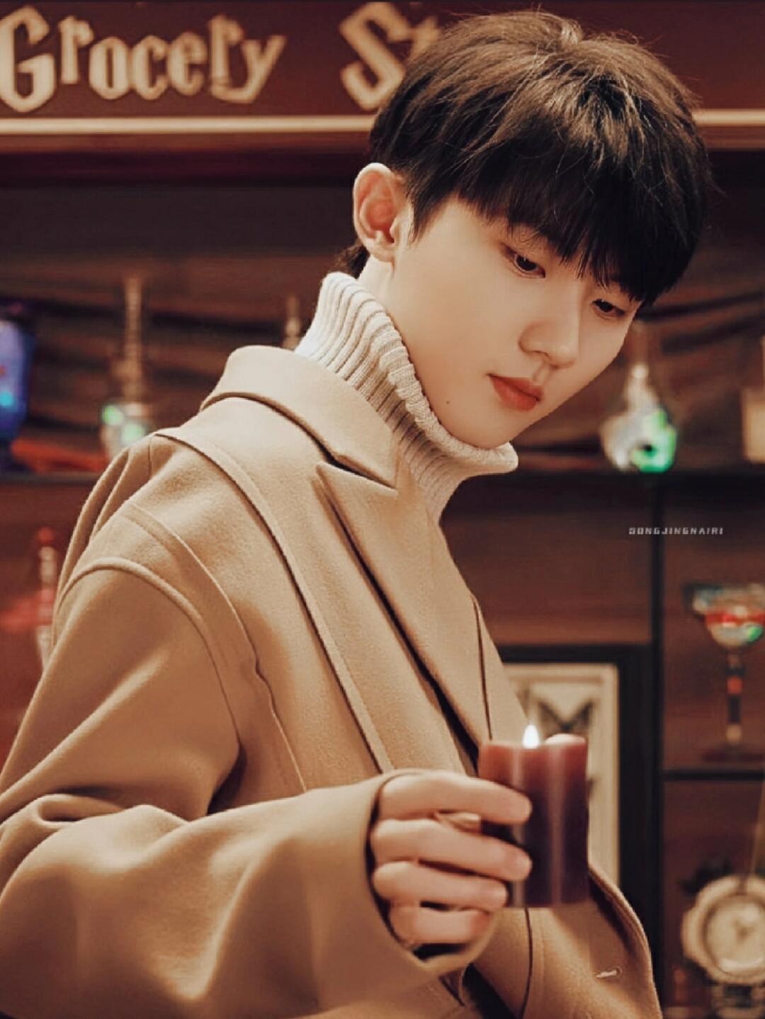 马嘉祺壁纸,不看会后悔系列⬆️