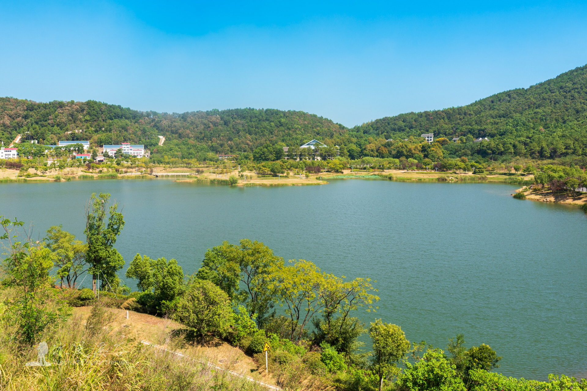 武汉小众徒步秘境|武汉九峰山森林公园徒步 有一个名气远不如东湖群山