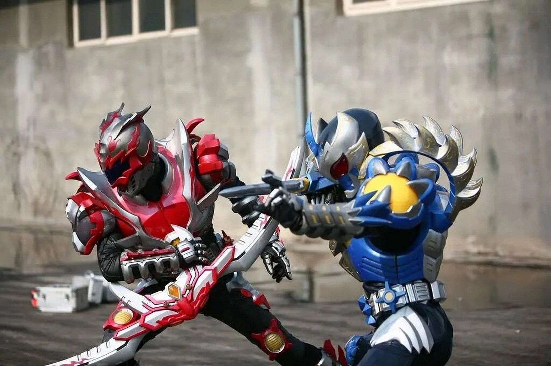 铠甲勇士炎龙侠剧照写真 《铠甲勇士》是中国特摄剧的开山之作,醉爱第