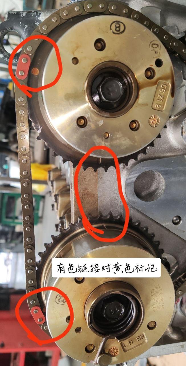 13年现代新胜达2.4l g4kj发动机 正时点 平衡轴正时点!