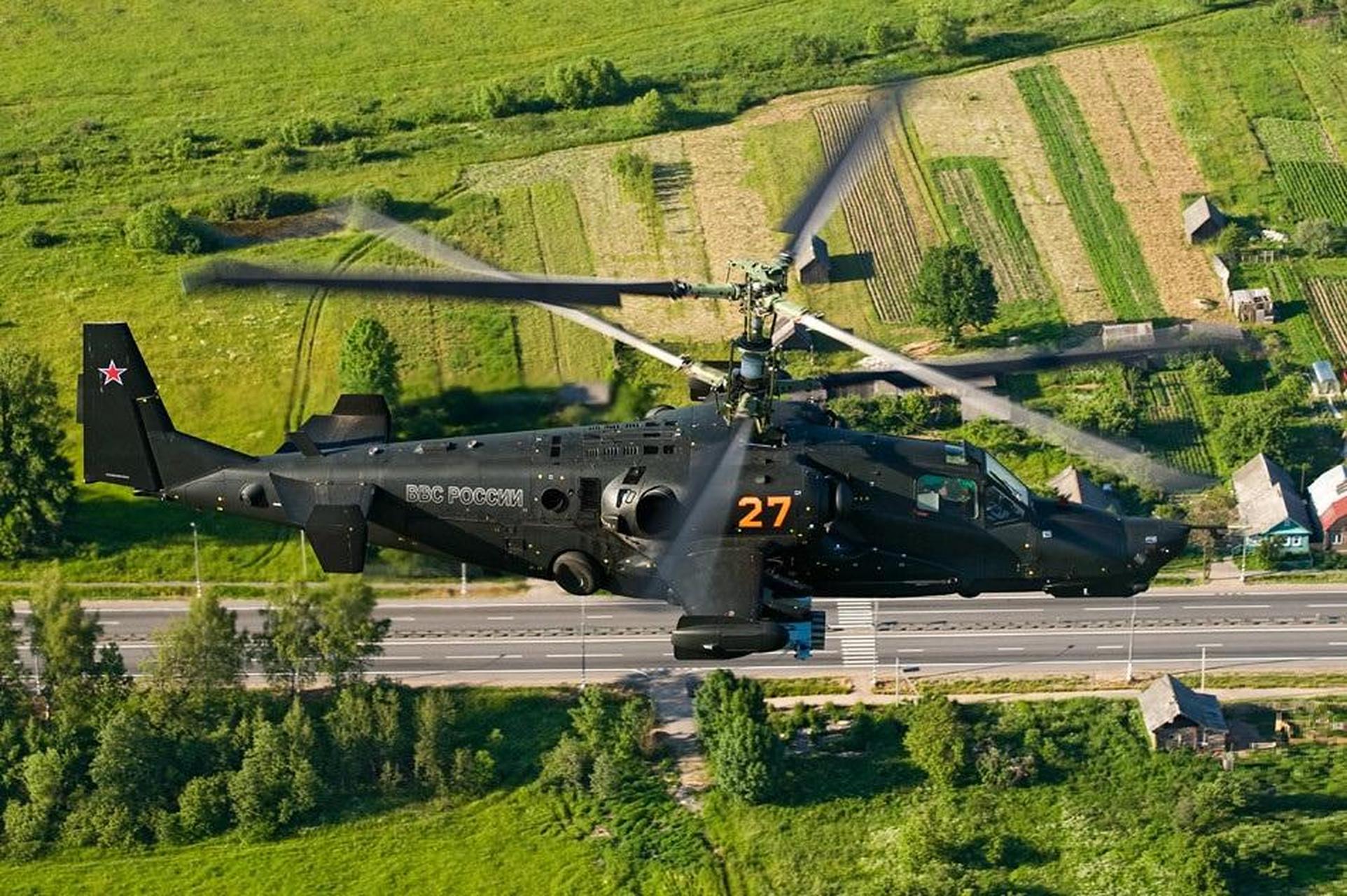 卡-50武直,卡莫夫设计局1977年设计,1982年6月首飞,1993年首次公开