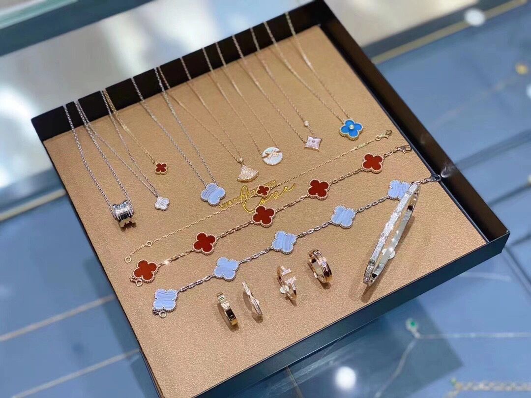 vca cleef &arpels梵克雅宝 宝格丽,lv ,vca梵克雅宝