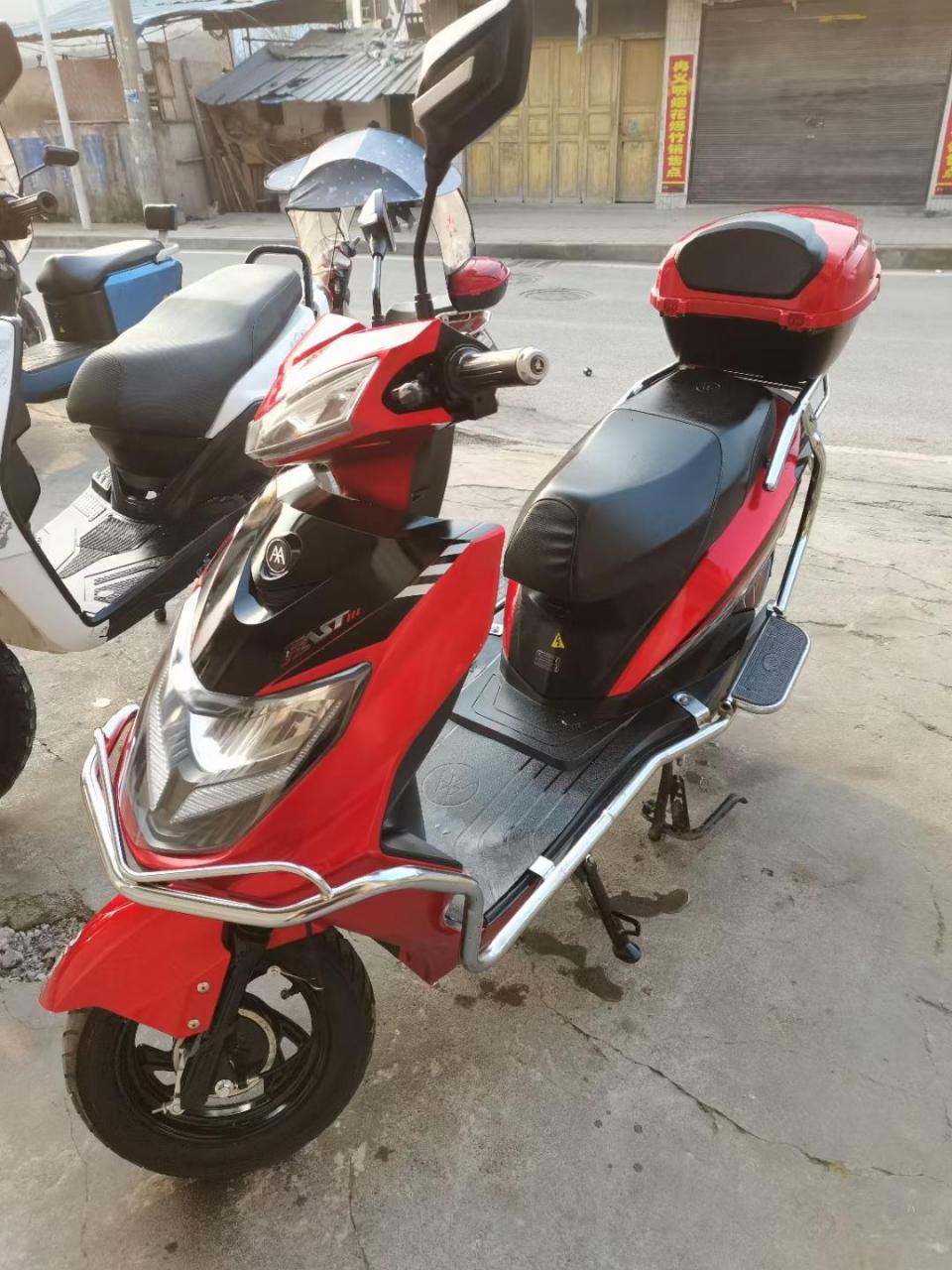 爱玛72v32ah 1480元,续航45公里77