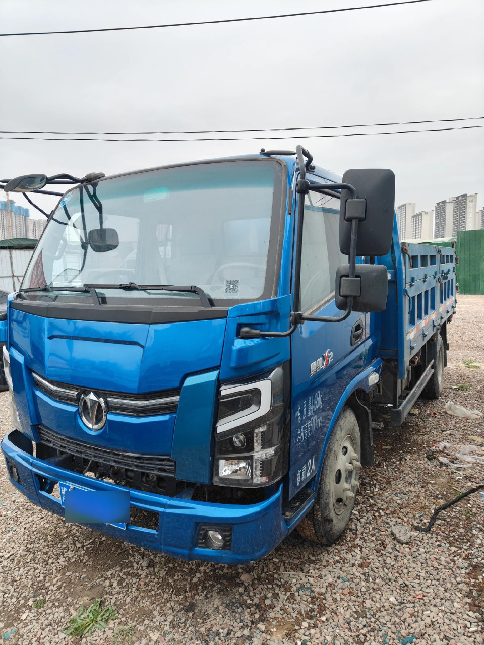 蓝牌自卸车,二手车转让,车况好,实表7600公里,翻斗自卸车