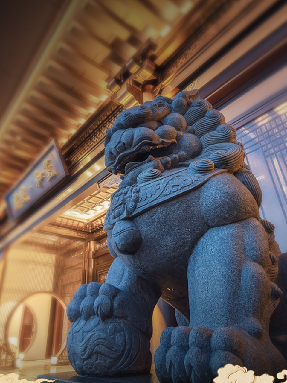 他是镇宅,辟邪的吉祥神兽之一,大门口摆放石狮子可以帮助人们战胜厄运