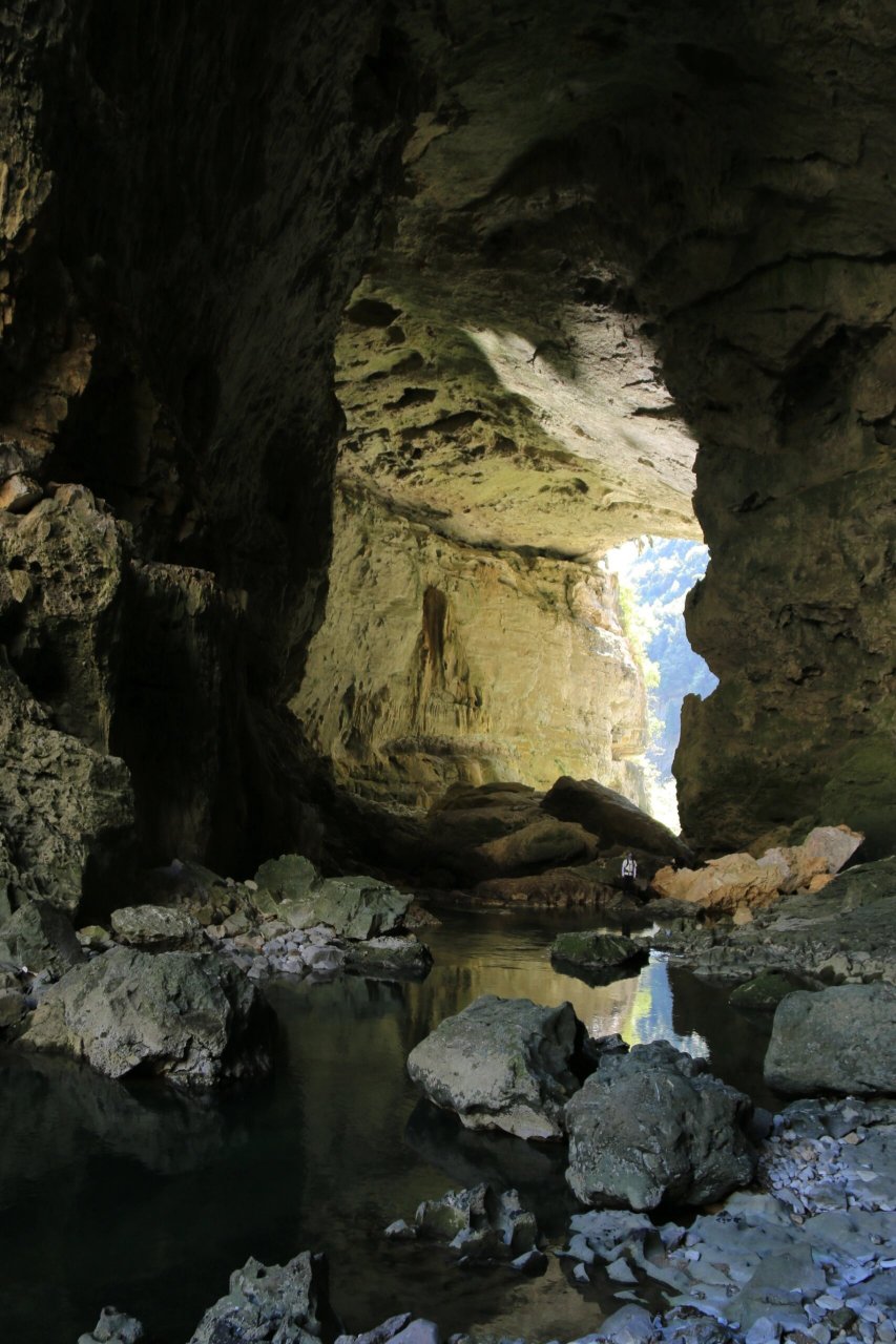 惠水燕子洞风景区图片