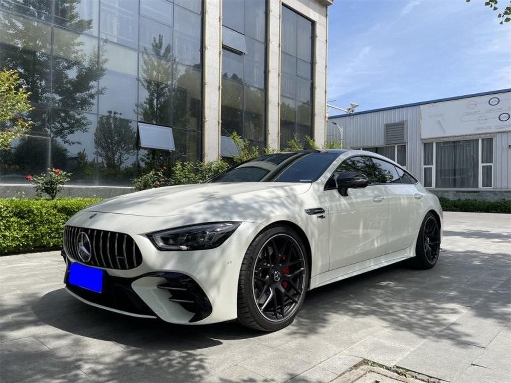 奔驰 amg gt50 4matic 四门跑车特别版 白外/黑内 ,2021年9月出厂