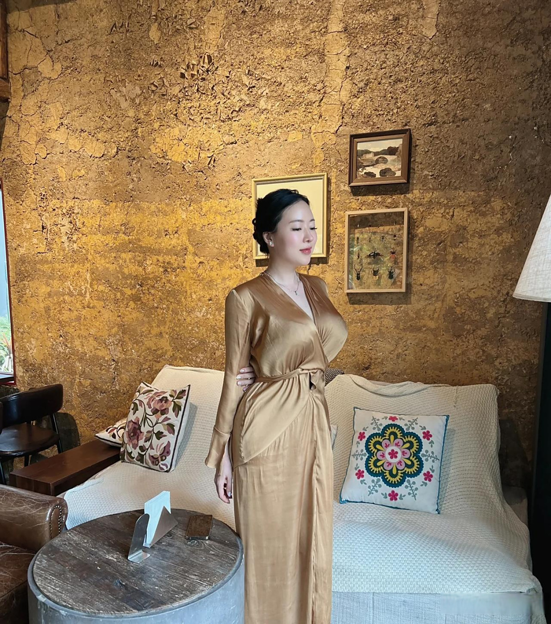 能"迷倒"东哥的蒋娉婷,究竟是何方"妖孽",直到她的私生照被扒出来后