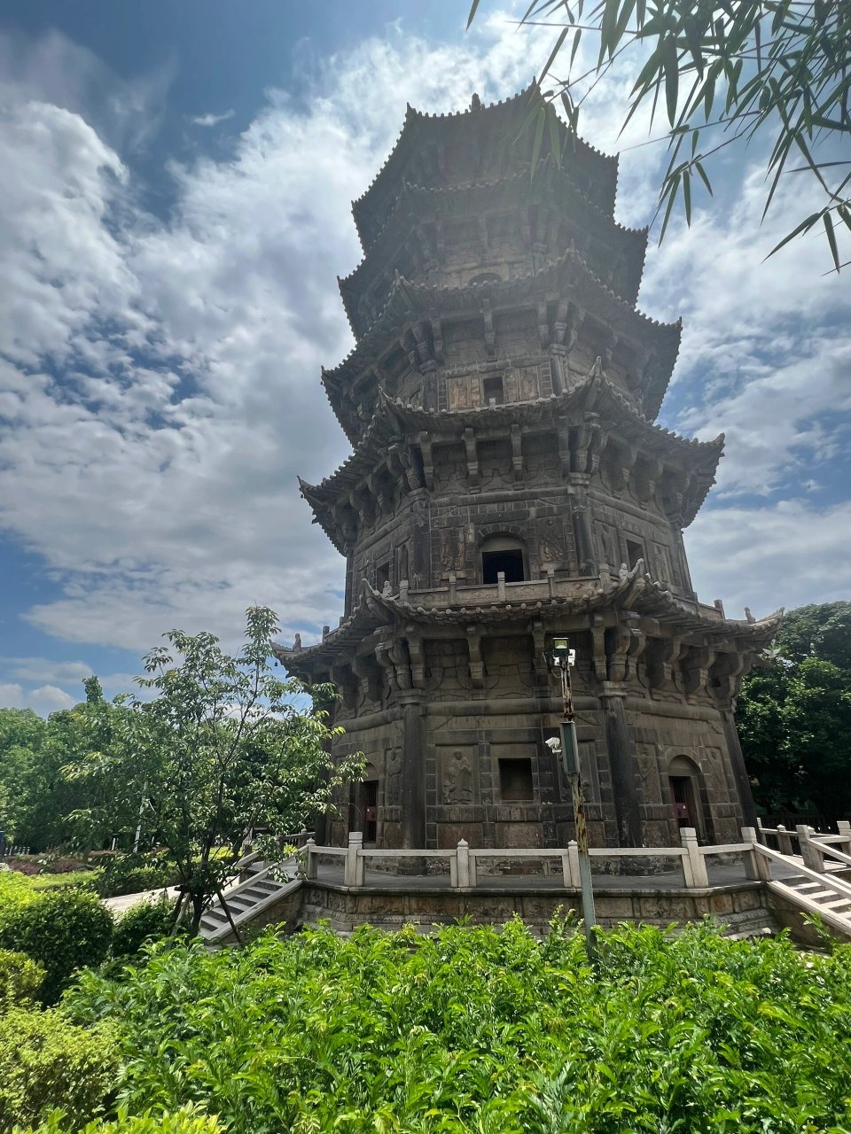 泉州|开元寺西塔(仁寿塔) 仁寿塔是国家级文保单位开元寺内的两座宋代