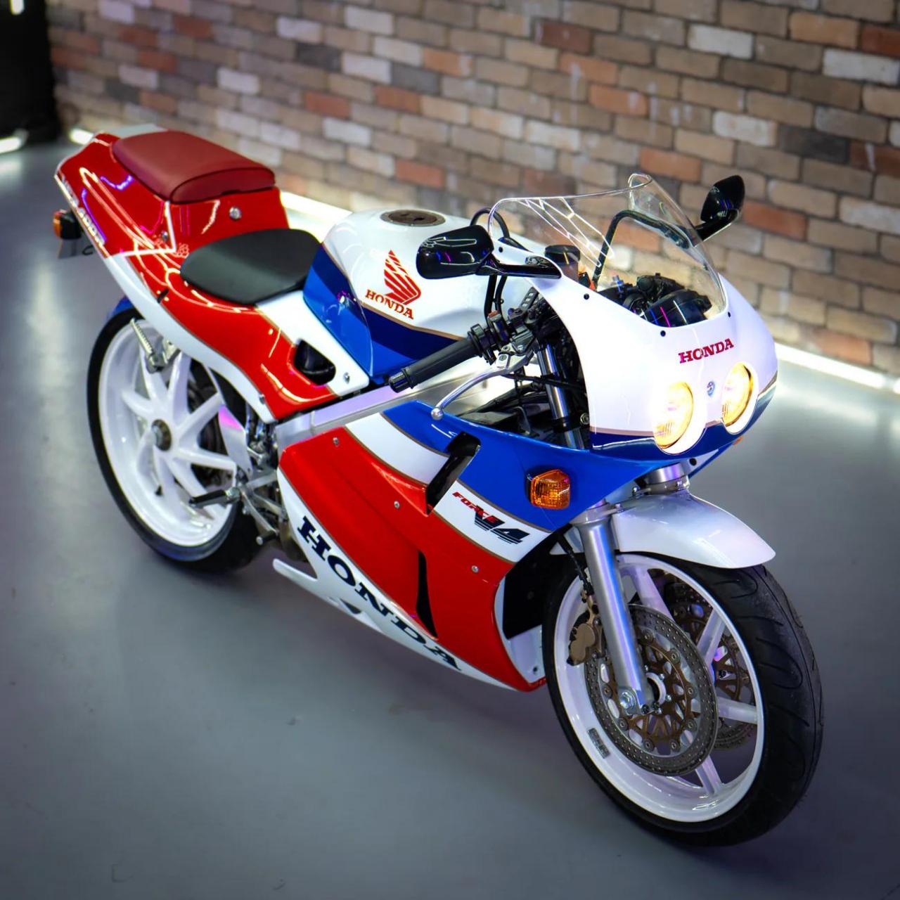 本田 1989 honda vfr400.