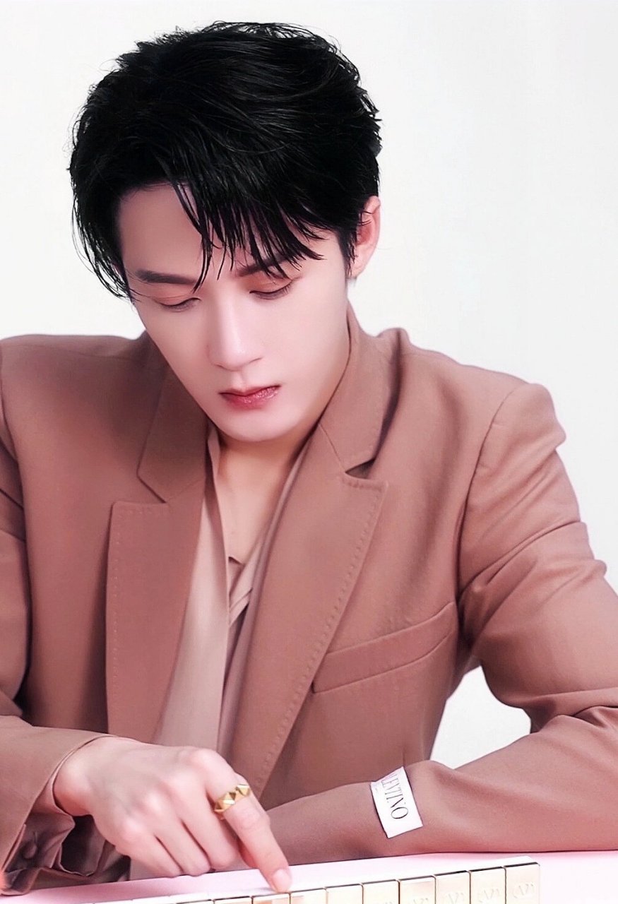 檀健次壁纸帅翻天