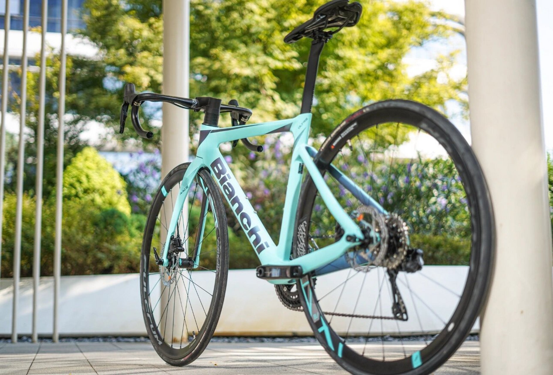 24款bianchi 入門氣動公路車oltre race 繼bianchi oltre氣動公路車