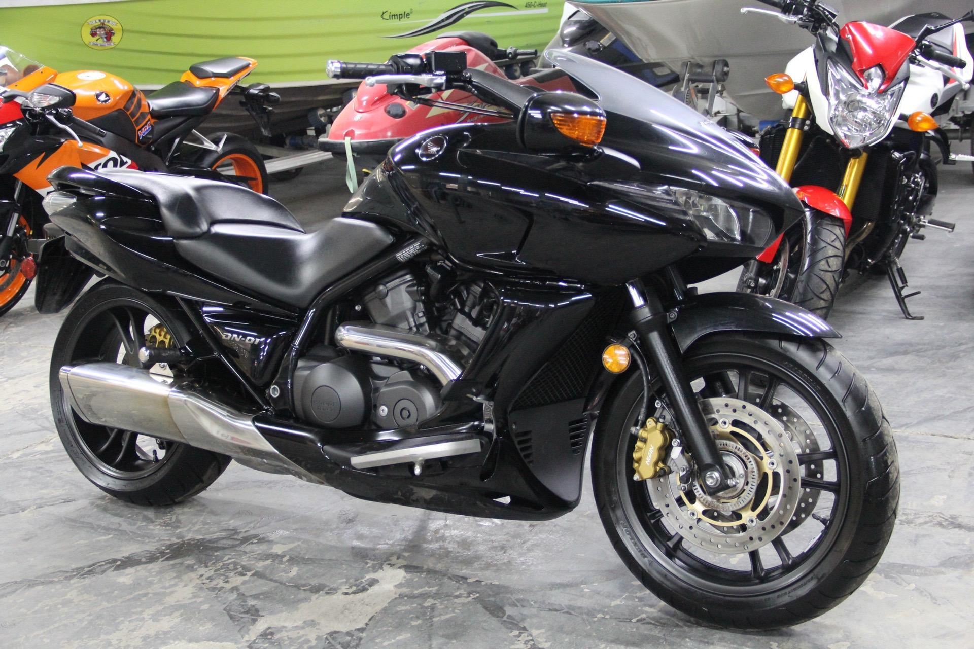 本田dn-01大鲨鱼 原板原灯 自动挡 25000