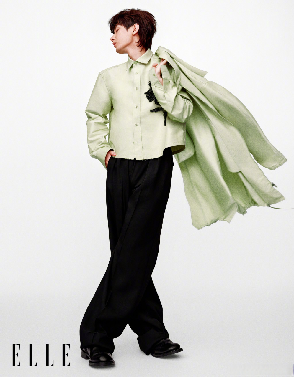 成毅最新elle封面大片.  说实话,够时尚吗?
