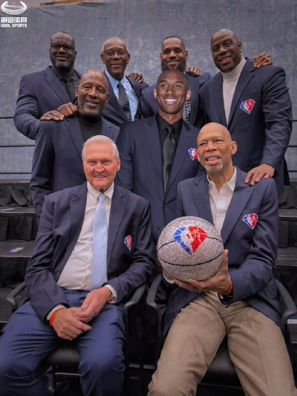 nba75大巨星合影 75大巨星典礼缅怀科比