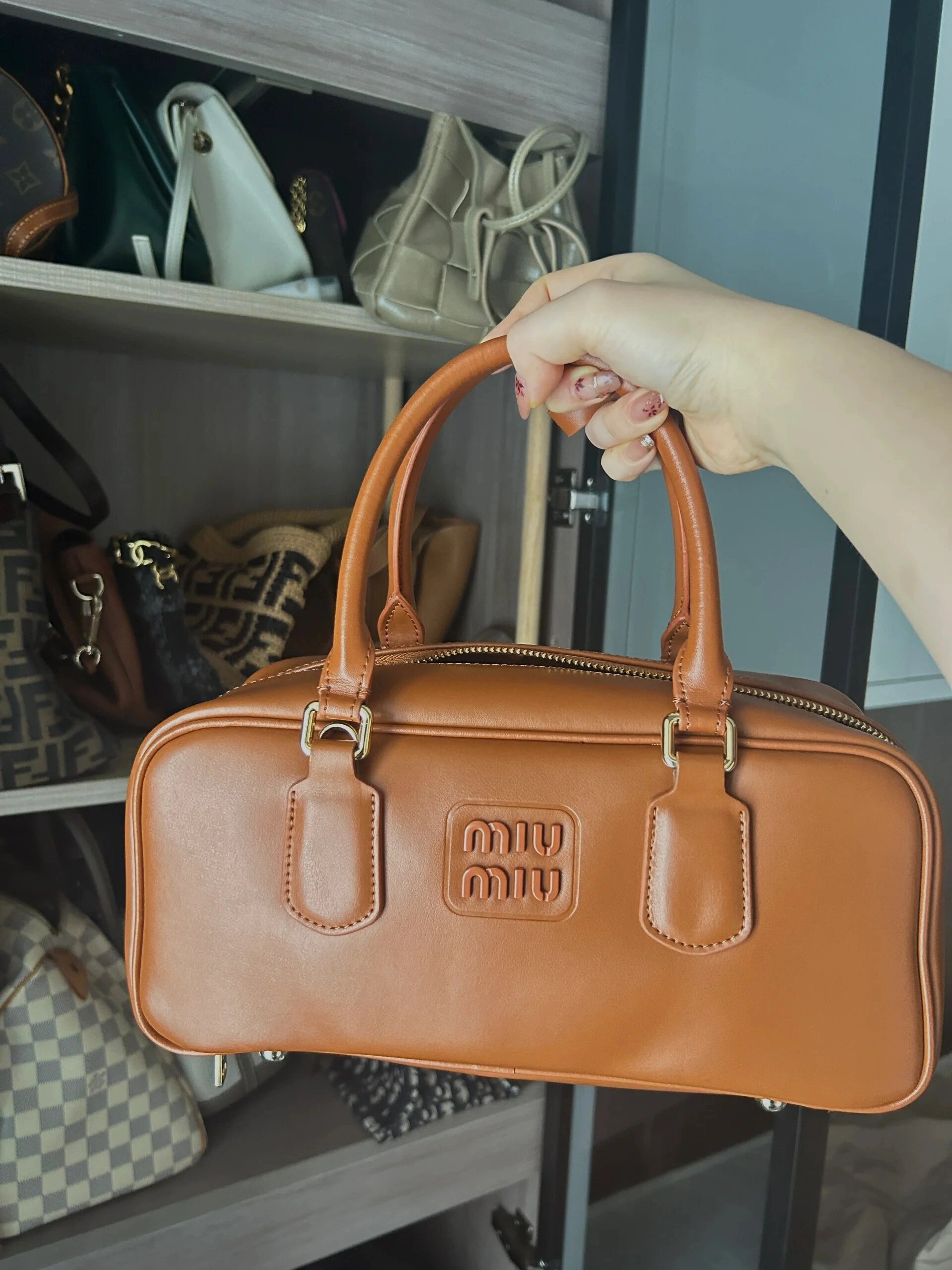闲置miumiu 保龄球包,低价390出90