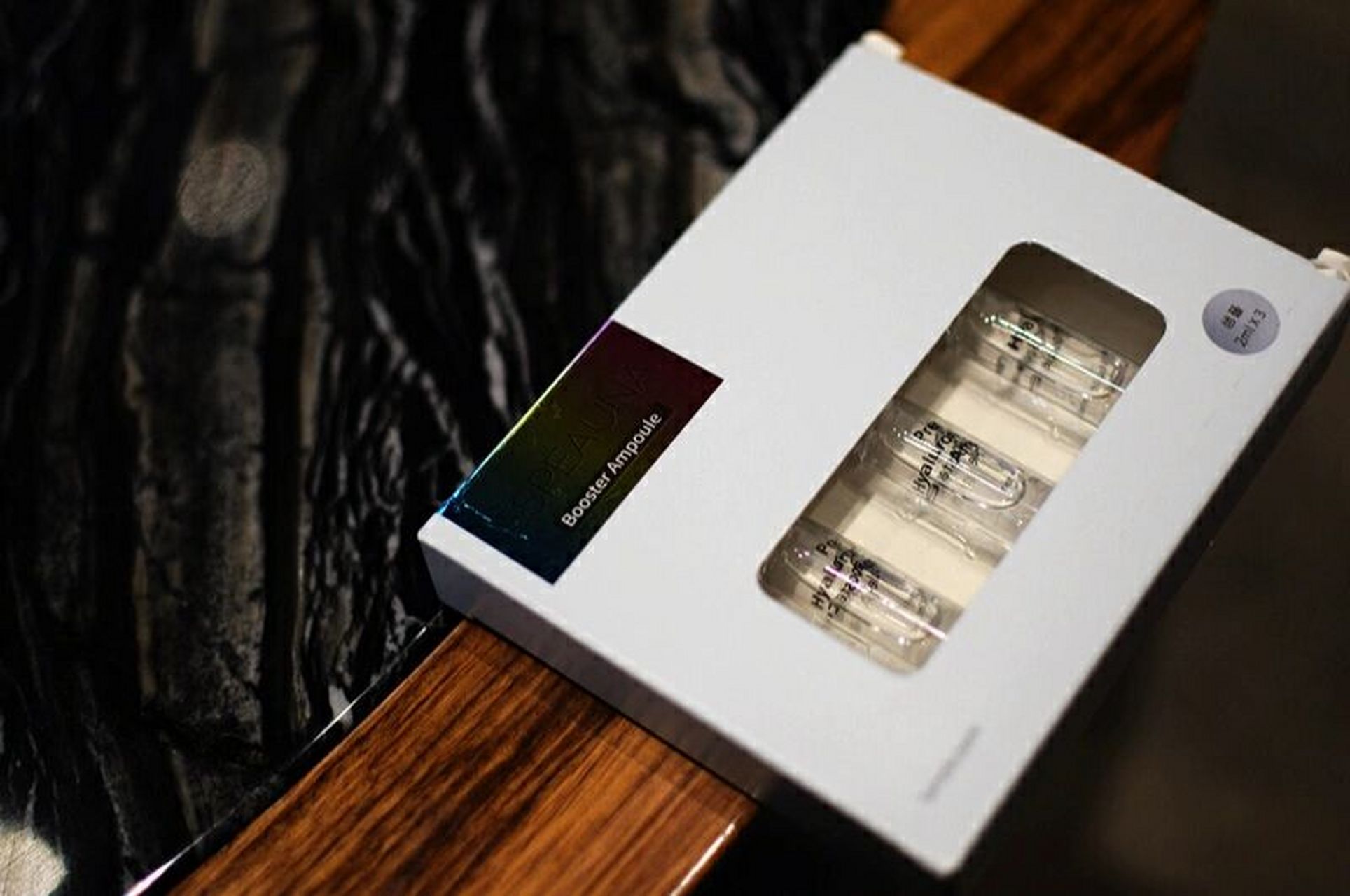 让皮肤喝饱水 espeauna玻尿酸补水安瓶精华 这个韩国espeauna玻尿酸