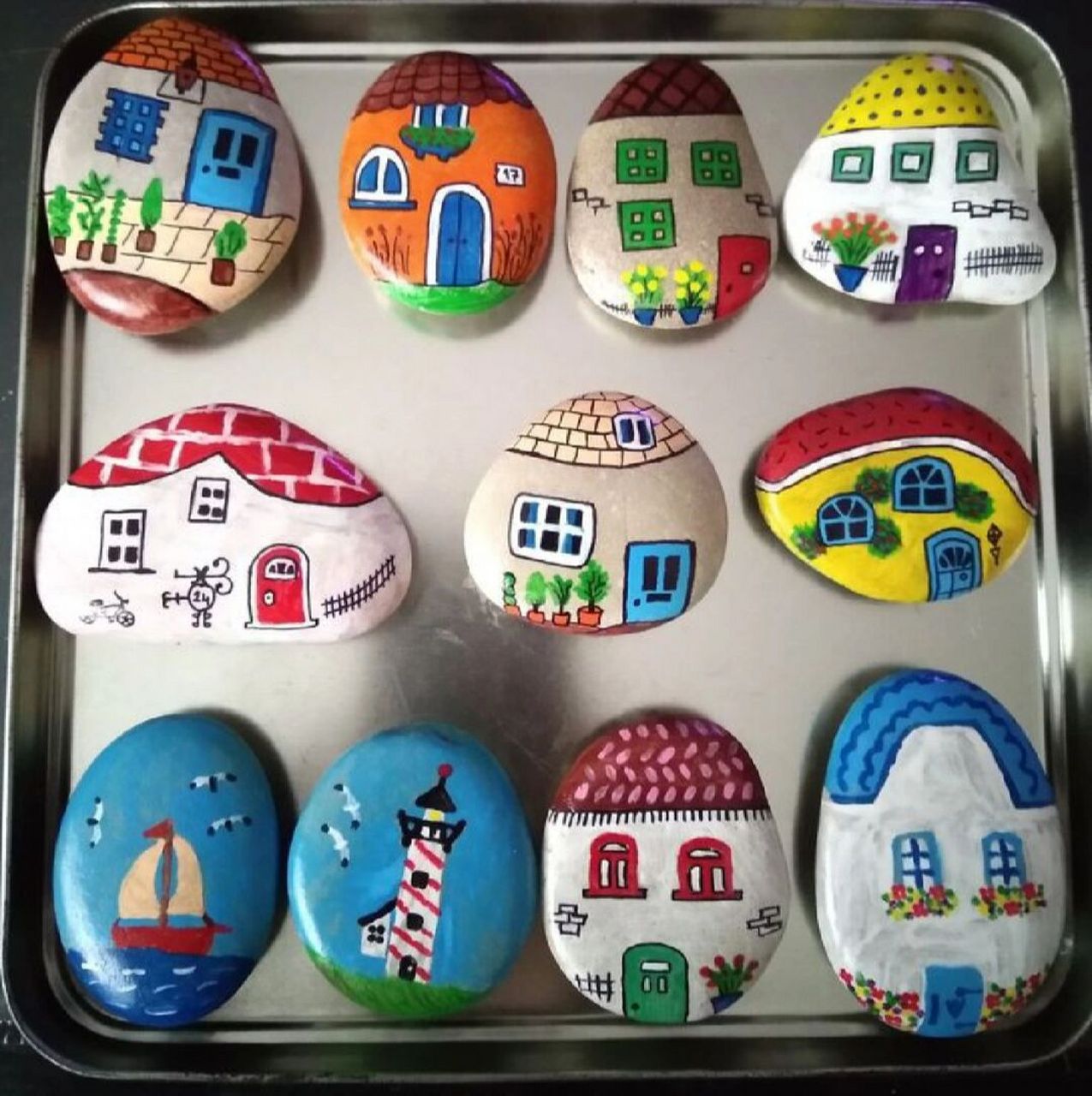 太好看了吧,手绘石头画一组分享给大家 #画画# #零基础学画画# #绘画