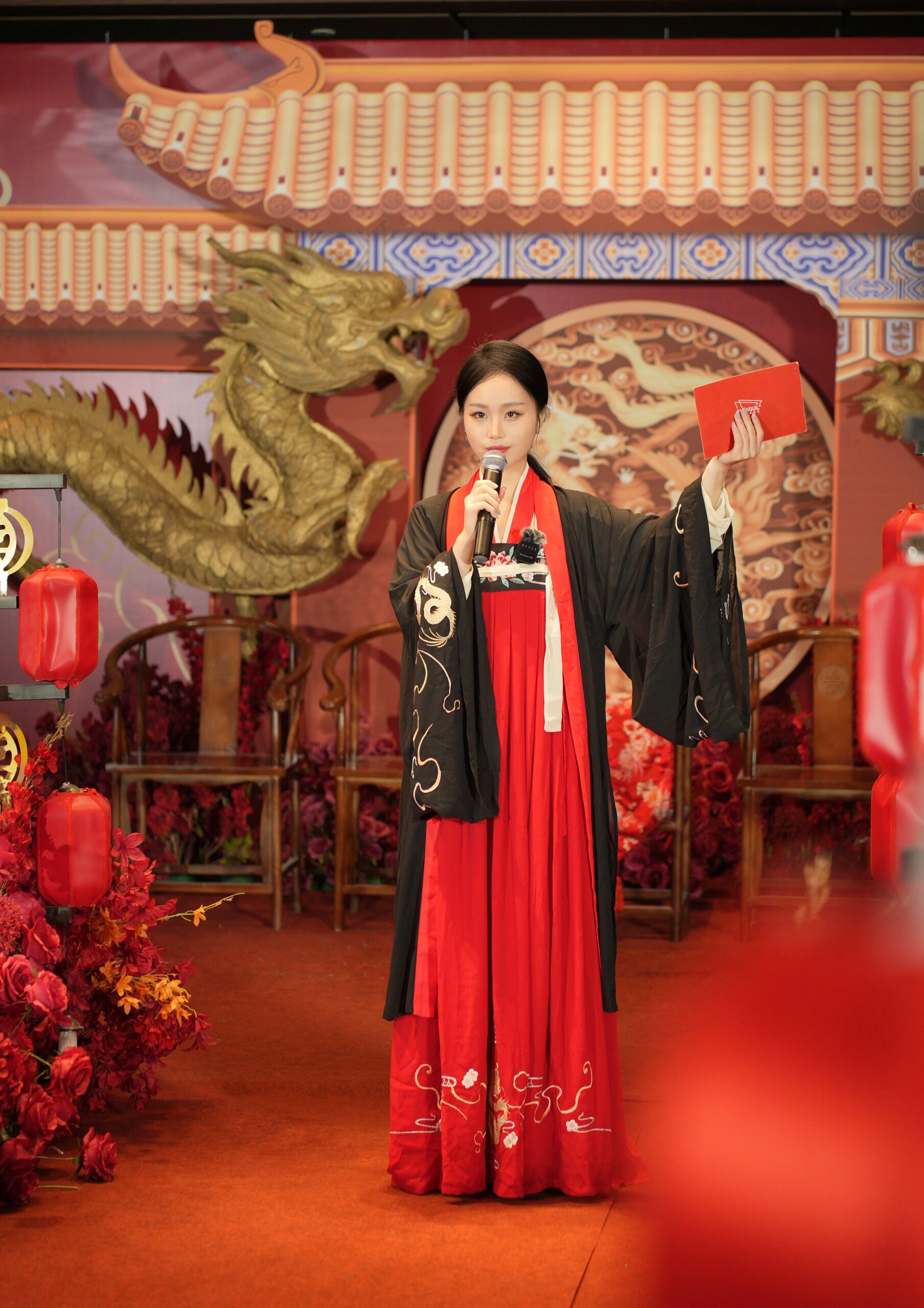 中式女司仪来啦