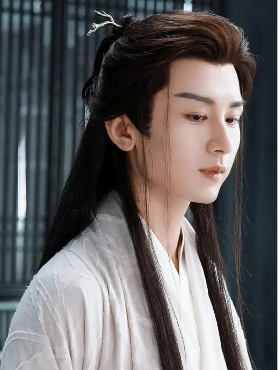 成毅的稀有头像,都超级帅