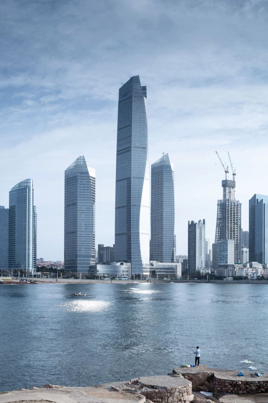 风调雨顺的城市地标 青岛海天中心