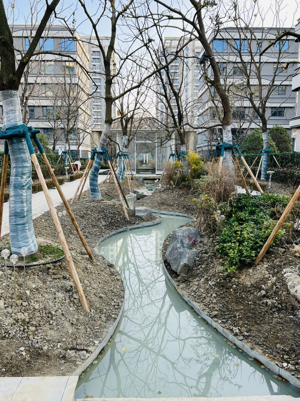 苏州奥体旭辉林溪雅苑 林溪雅苑的外立面还是不错的,楼间距也合适