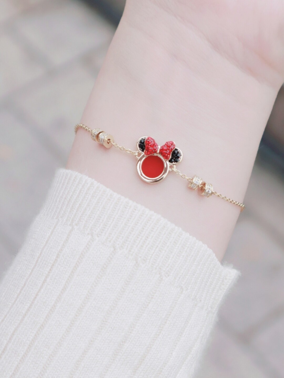 来康康迪士尼联名手链7815太可爱了吧99百元米奇饰品 – 本命年