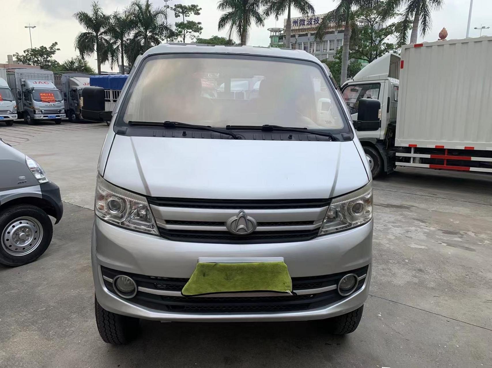 长安跨越王x5 平板小货车,2020年7月上牌,配:全柴485柴油发动机,斗长3