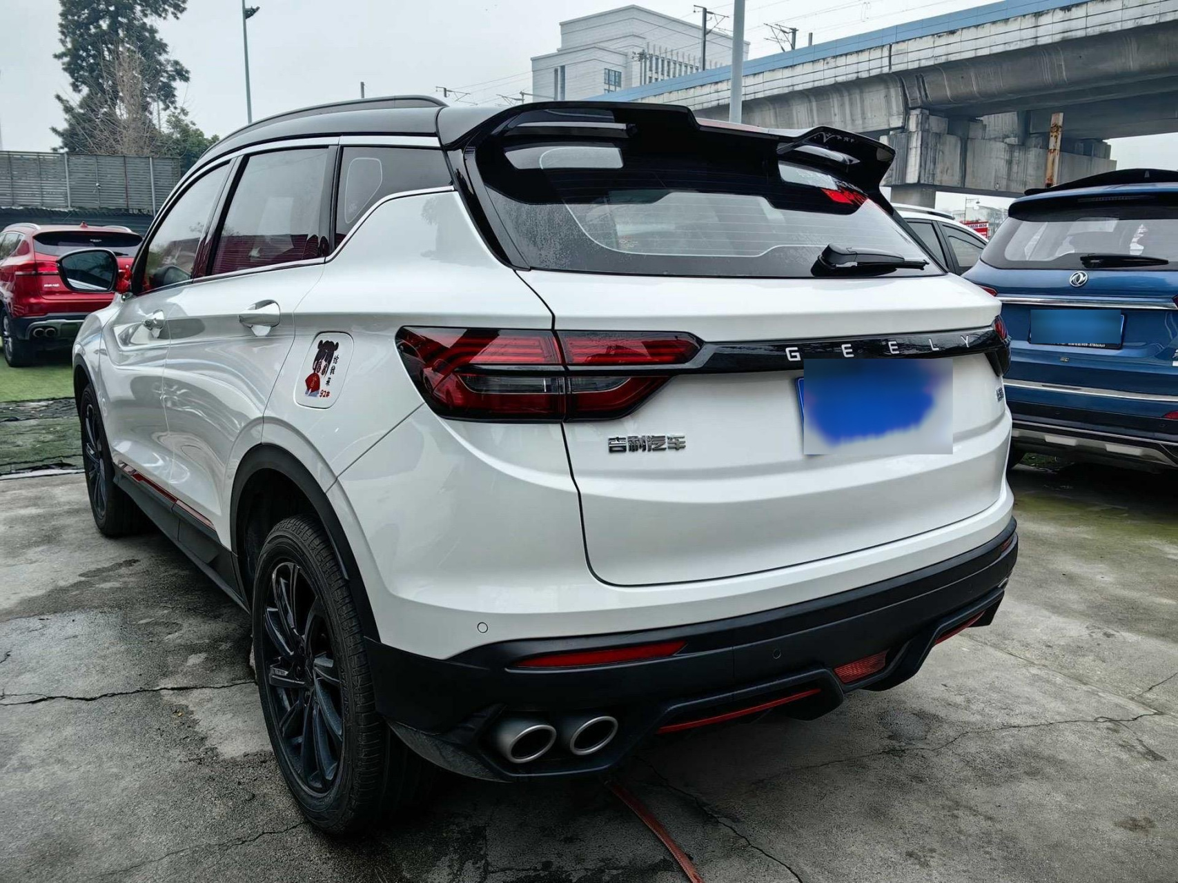 吉利汽车 2023款 缤越 1.