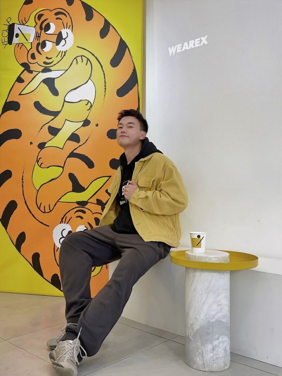 成都咖啡店新展|2022,日常开心,偶尔虎闹91 镋钯街上最"黄"的老牌