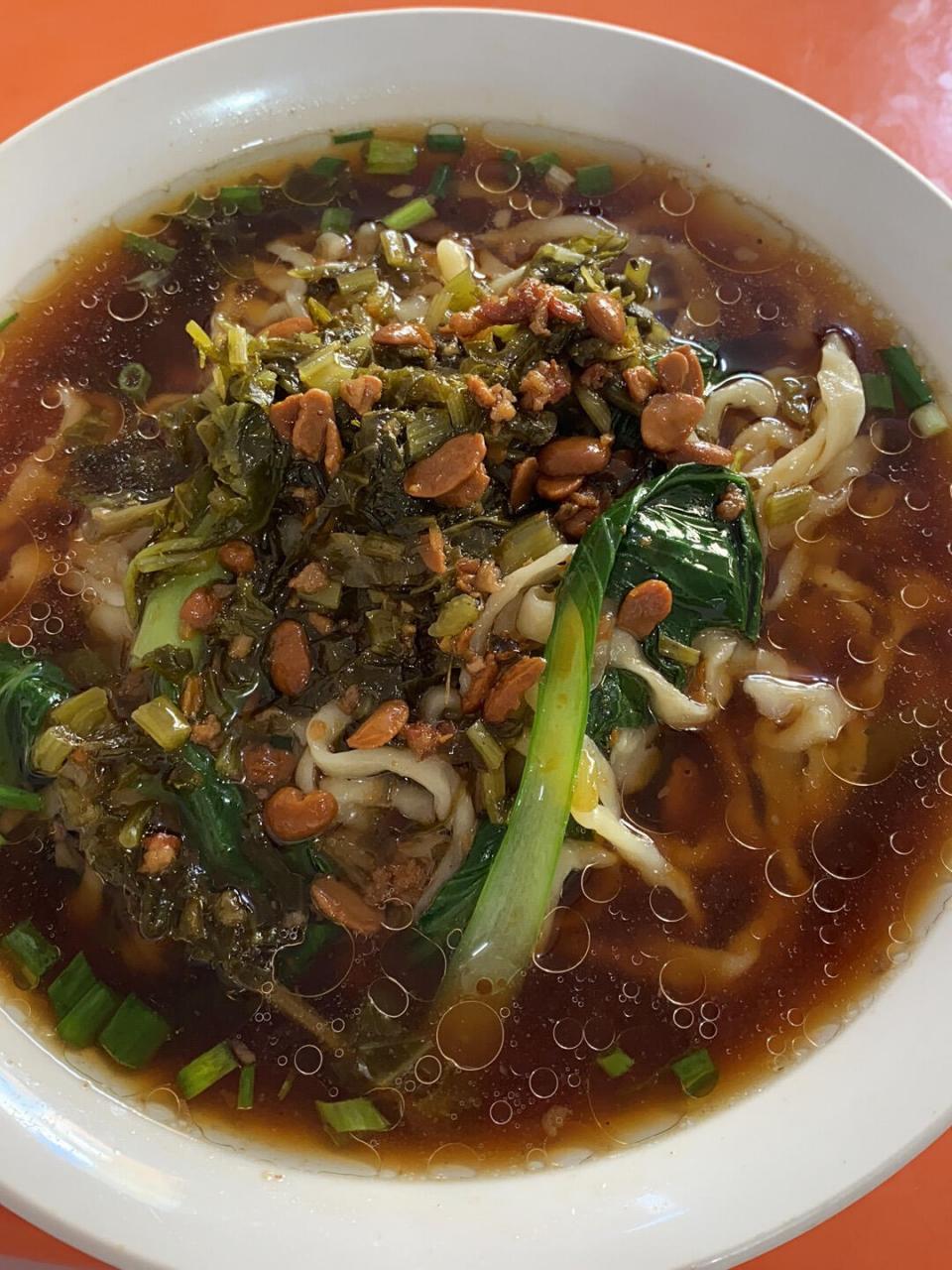 台州手打面终结者99 我真的太爱吃手打面了 加小排,猪蹄,卤蛋,肉圆