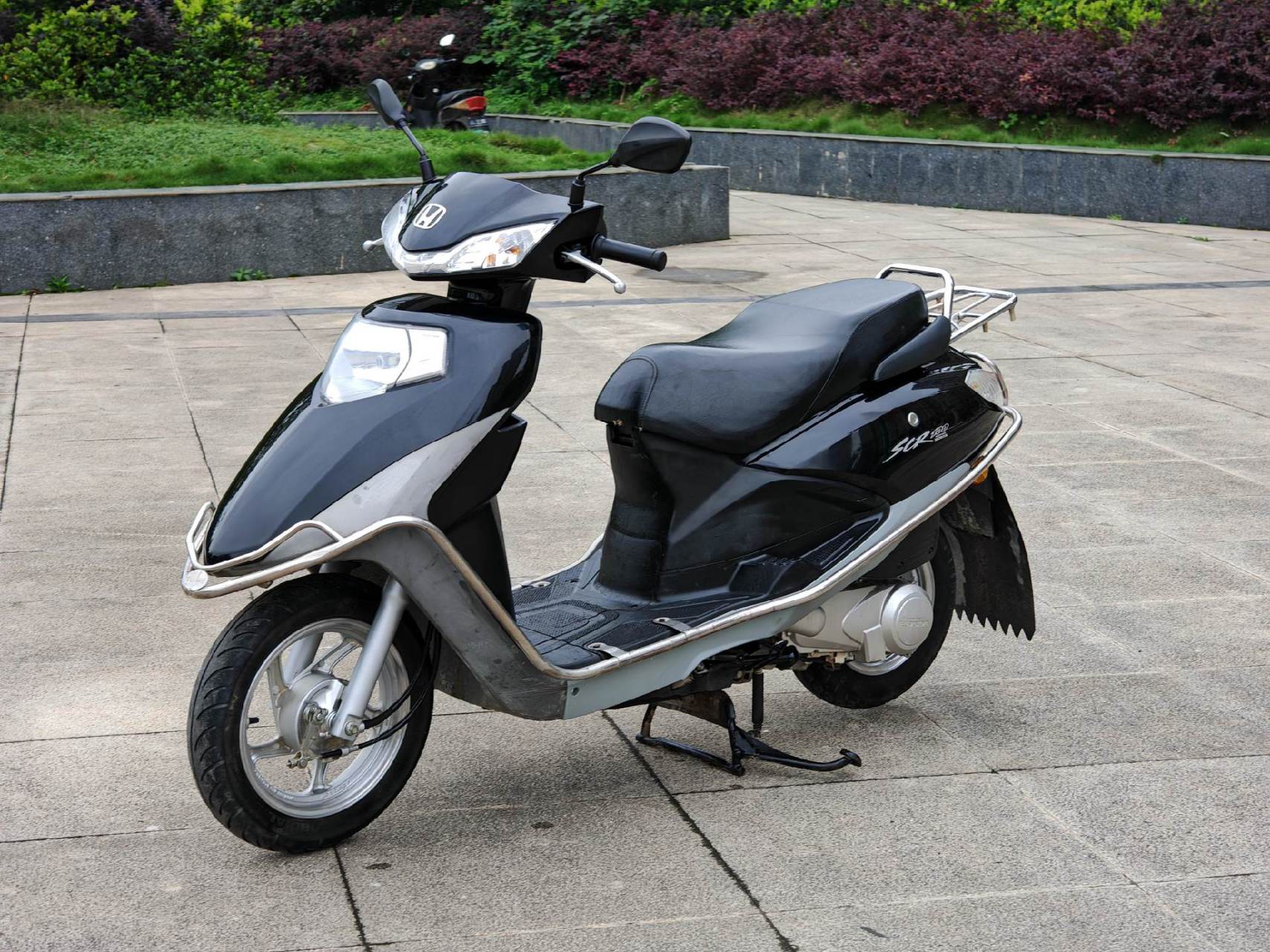 车型:五羊本田喜蕴100摩托车.