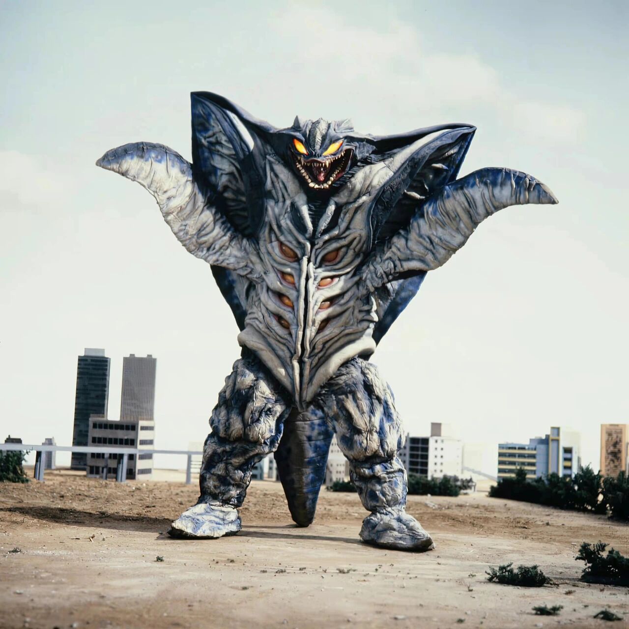 闪电人 加佐特    《迪迦奥特曼》第6话 第二次接触/第15话 梦幻疾走