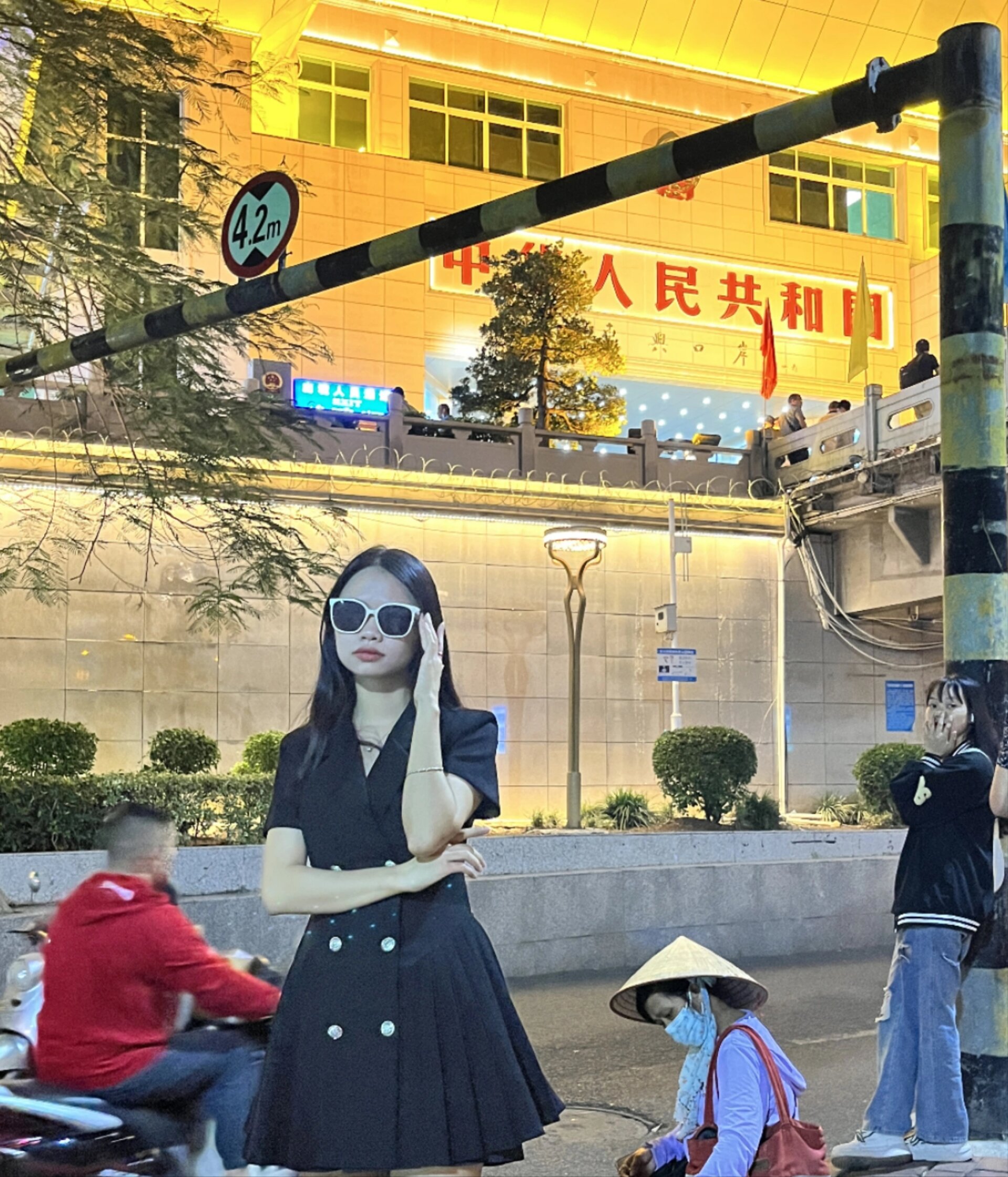 防城港和东兴:一份来自本地人的攻略 东兴口岸打卡拍照真的很好看