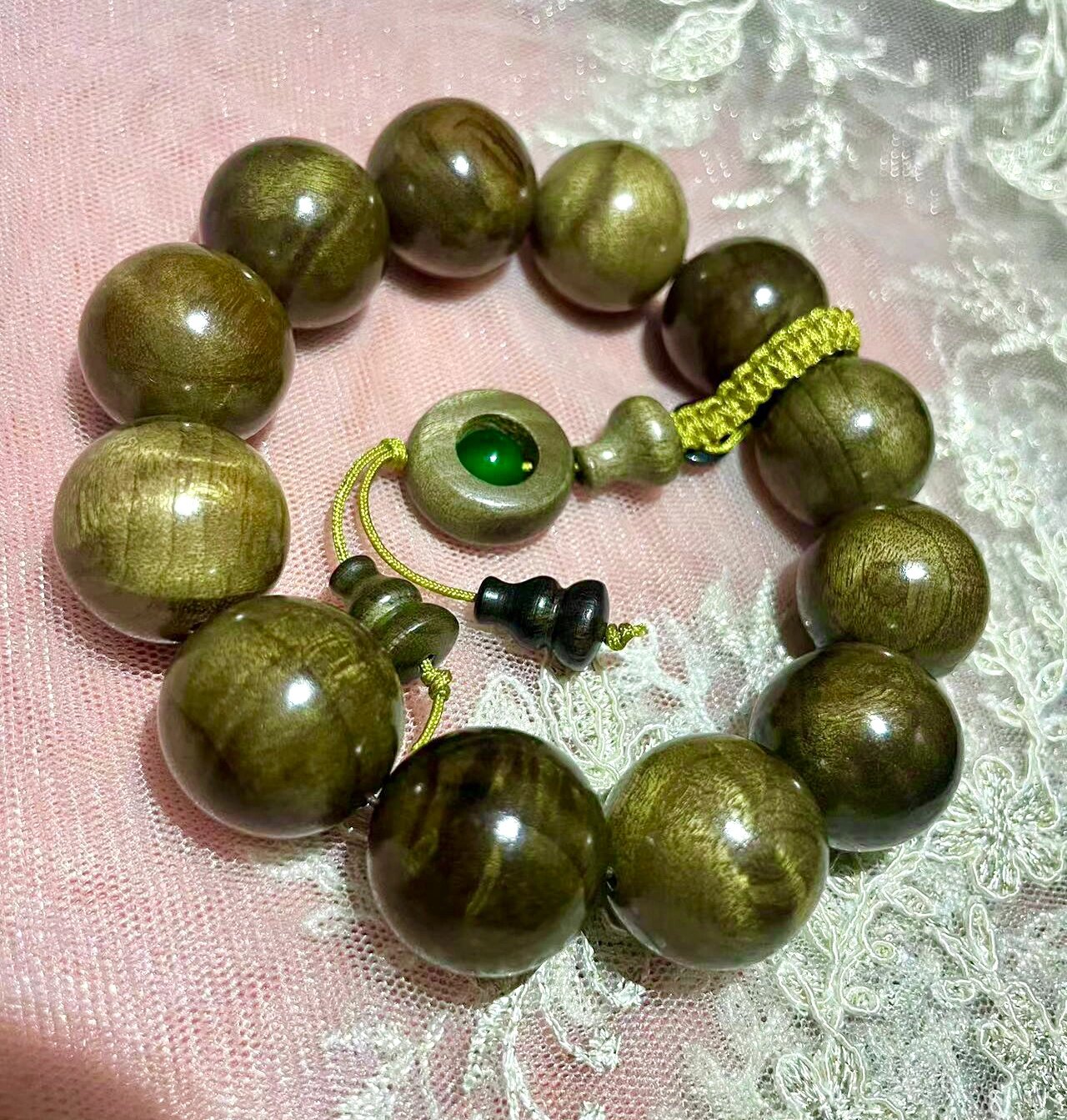 阴沉木绿料金丝楠木手串2.