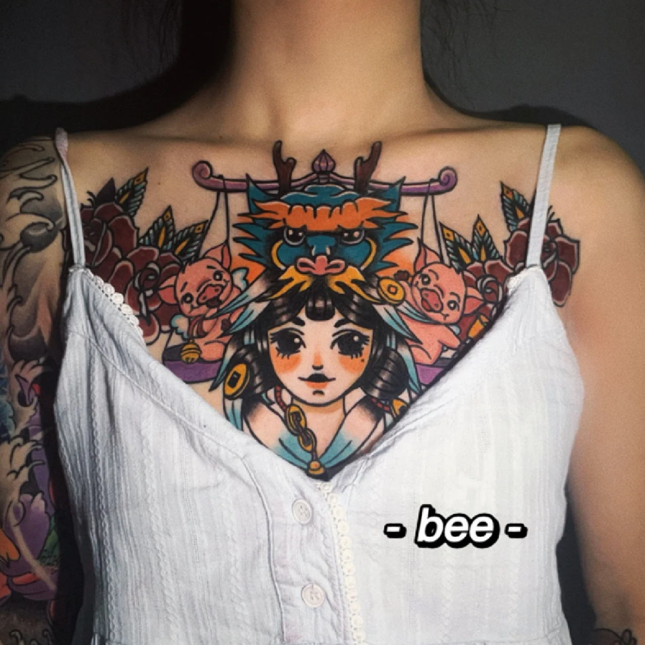 花胸纹身 女生花胸纹身