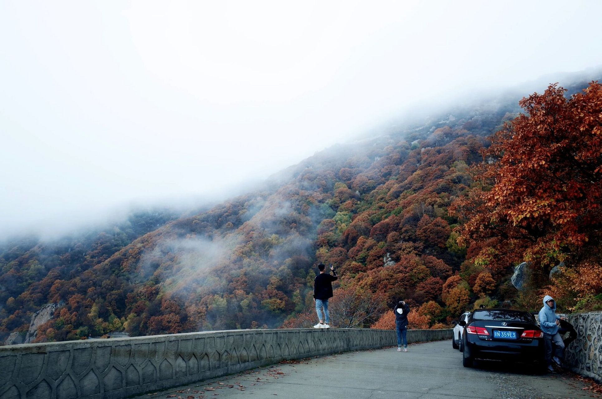 gr2丨北京郊区自驾 层林尽染百花山 99北京百花山旅游风景区主峰