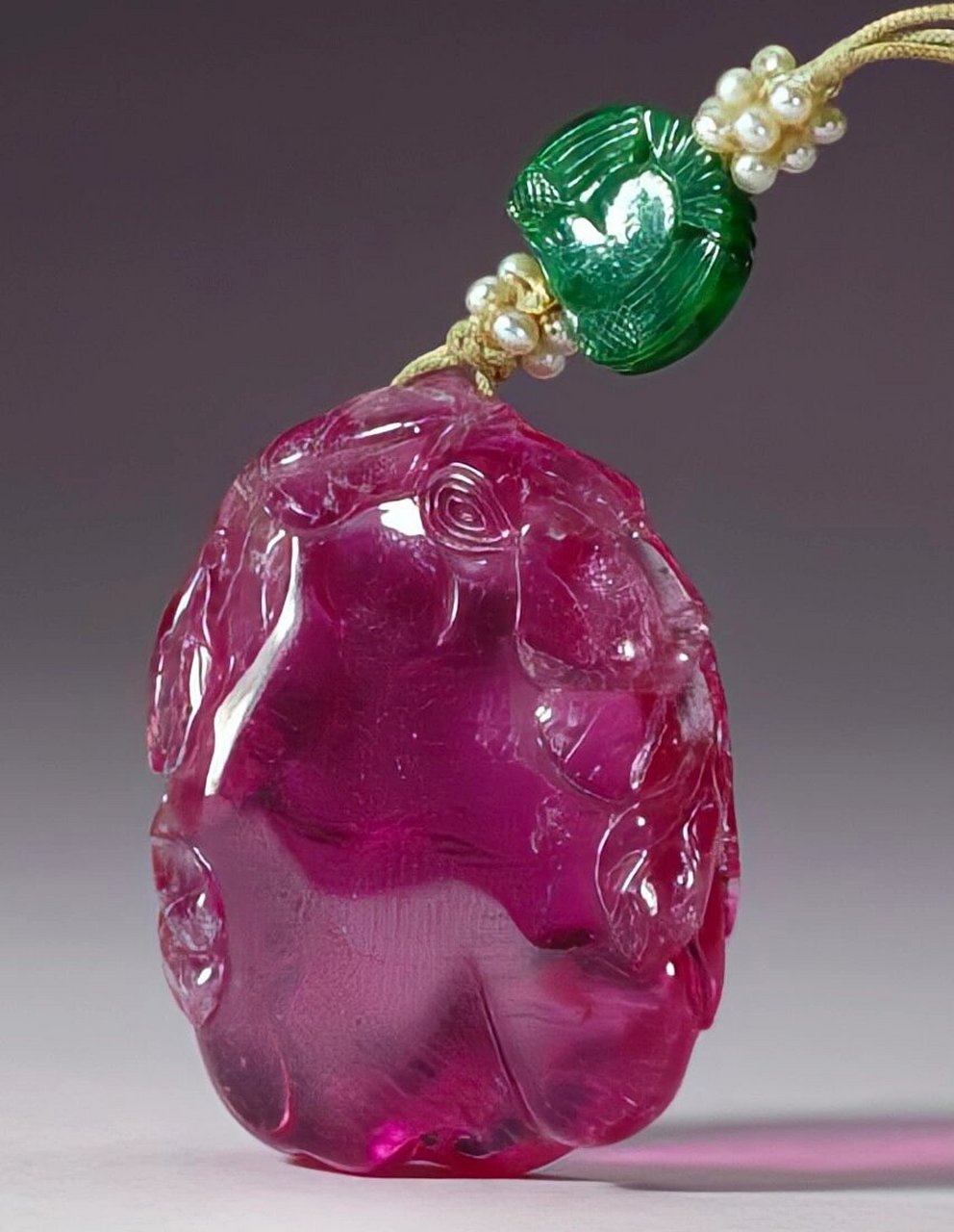 故宫里的碧玺|那些绝美文物 【今日识物】第12件|清桃红碧玺瓜式佩