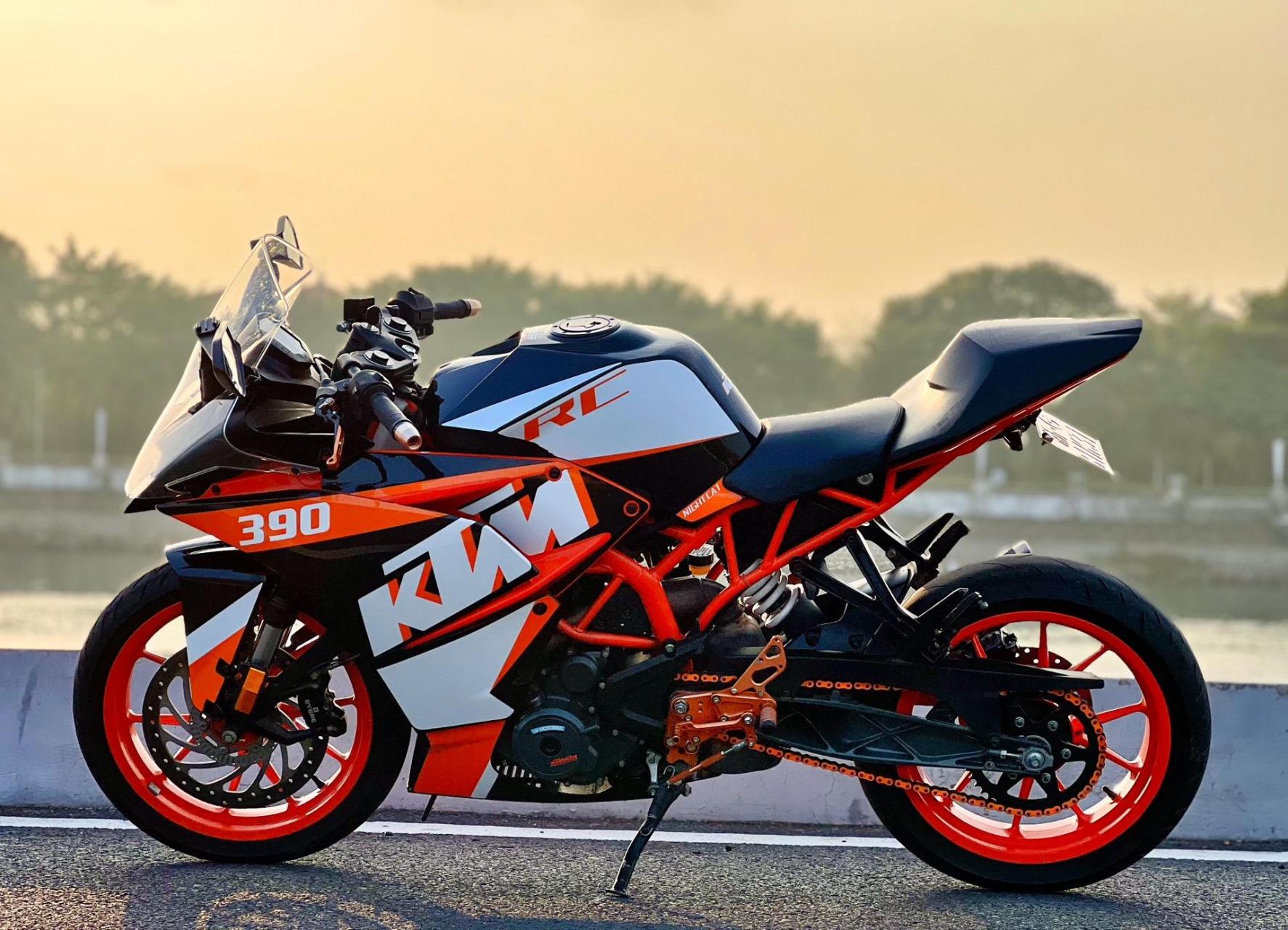 【车型名称】ktm rc390 【上牌日期】2019年 【行驶里程】10000