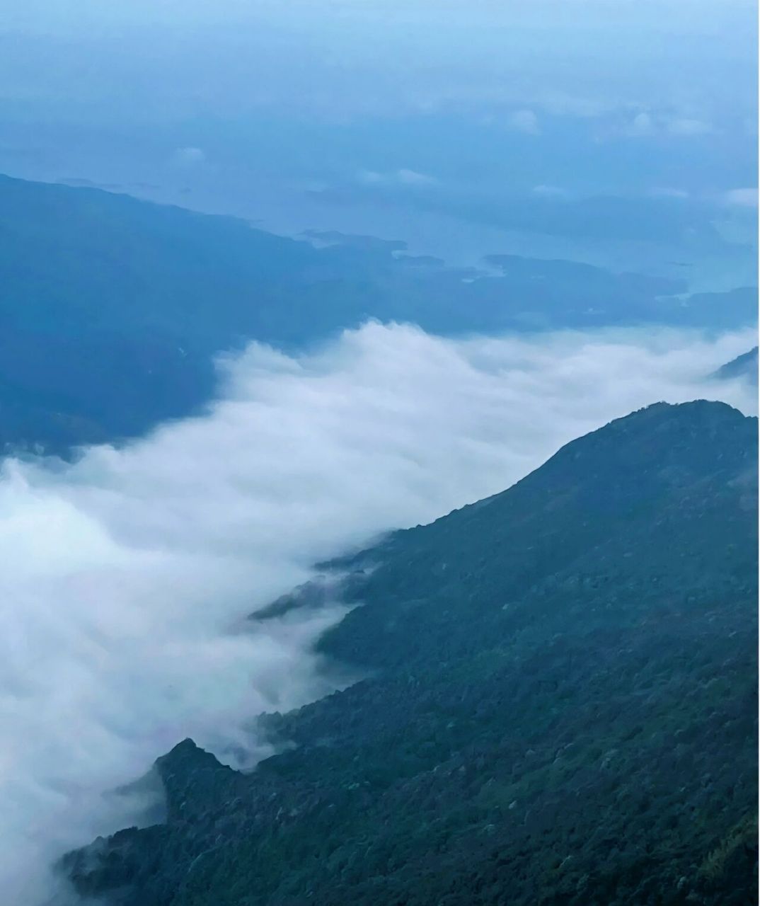 汕尾莲花山 广东省的海丰县莲花山,一定要来一次哦!