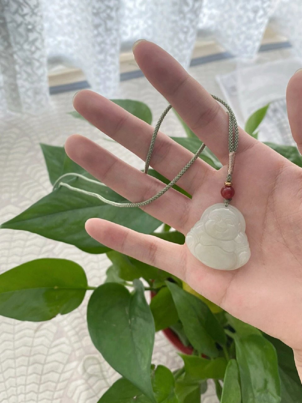 200 和田玉佛公吊坠 超低价98979797 女生佩戴佛公可以驱邪避