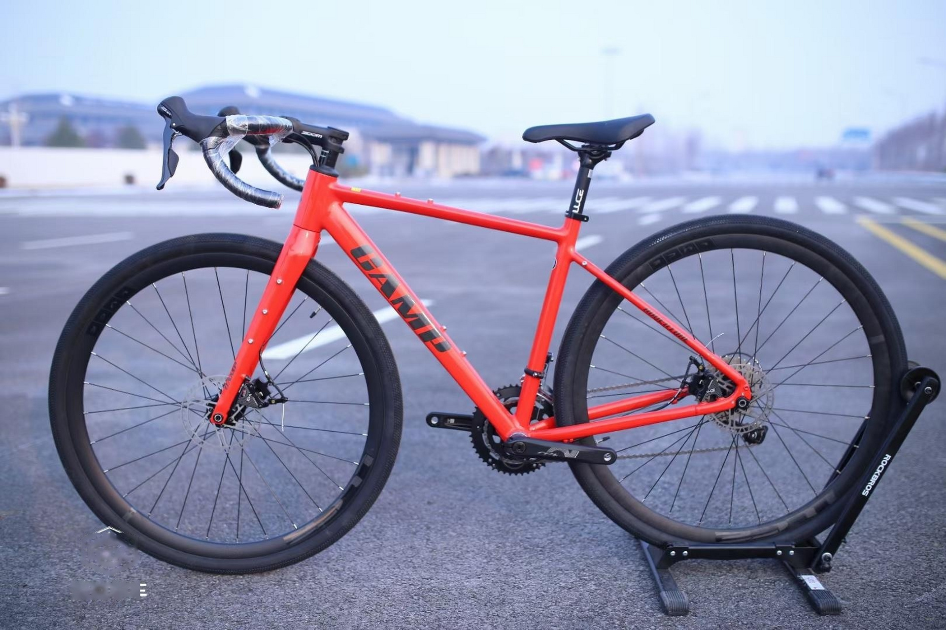 坎普好车推荐:冒险者3代瓜车,铝架,碳叉,禧玛诺r3000小套(变把,前拨