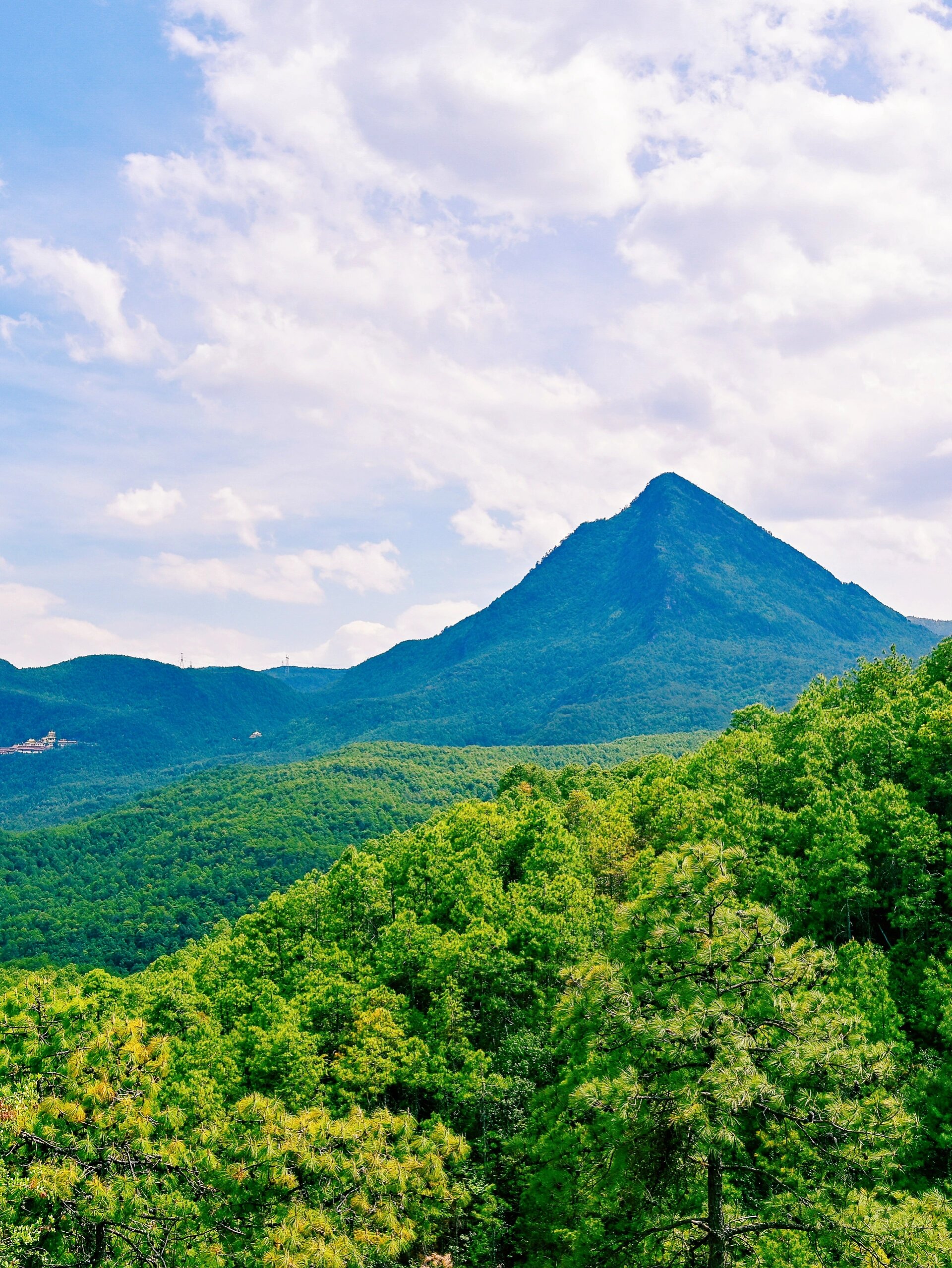 丽江周边丨徒步文笔峰·观古城雪山全景